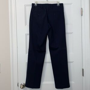 Navy Dockers 32 W x 30 L Classic Fit